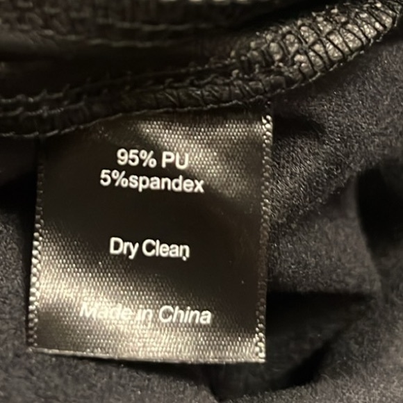 NWT Pantora Brenda  faux leatherette black dress - Picture 8 of 8